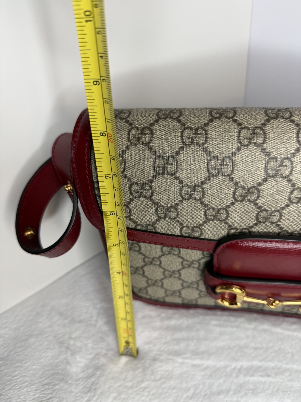 Gucci Horsebit Small Shoulder Bag in Red and Beige GG Canvas - Picture 13 of 13